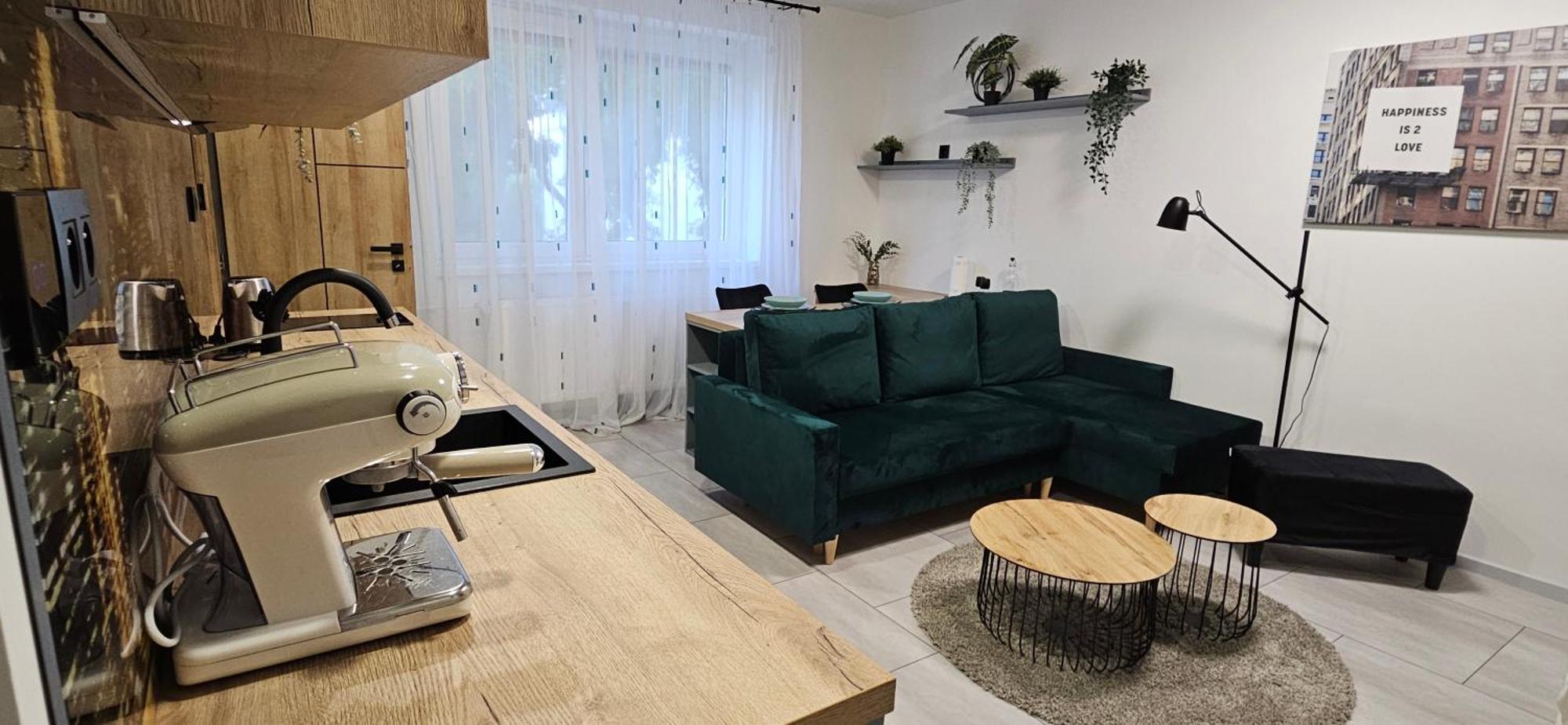 Apartman Manhattan บราติสลาวา ภายนอก รูปภาพ